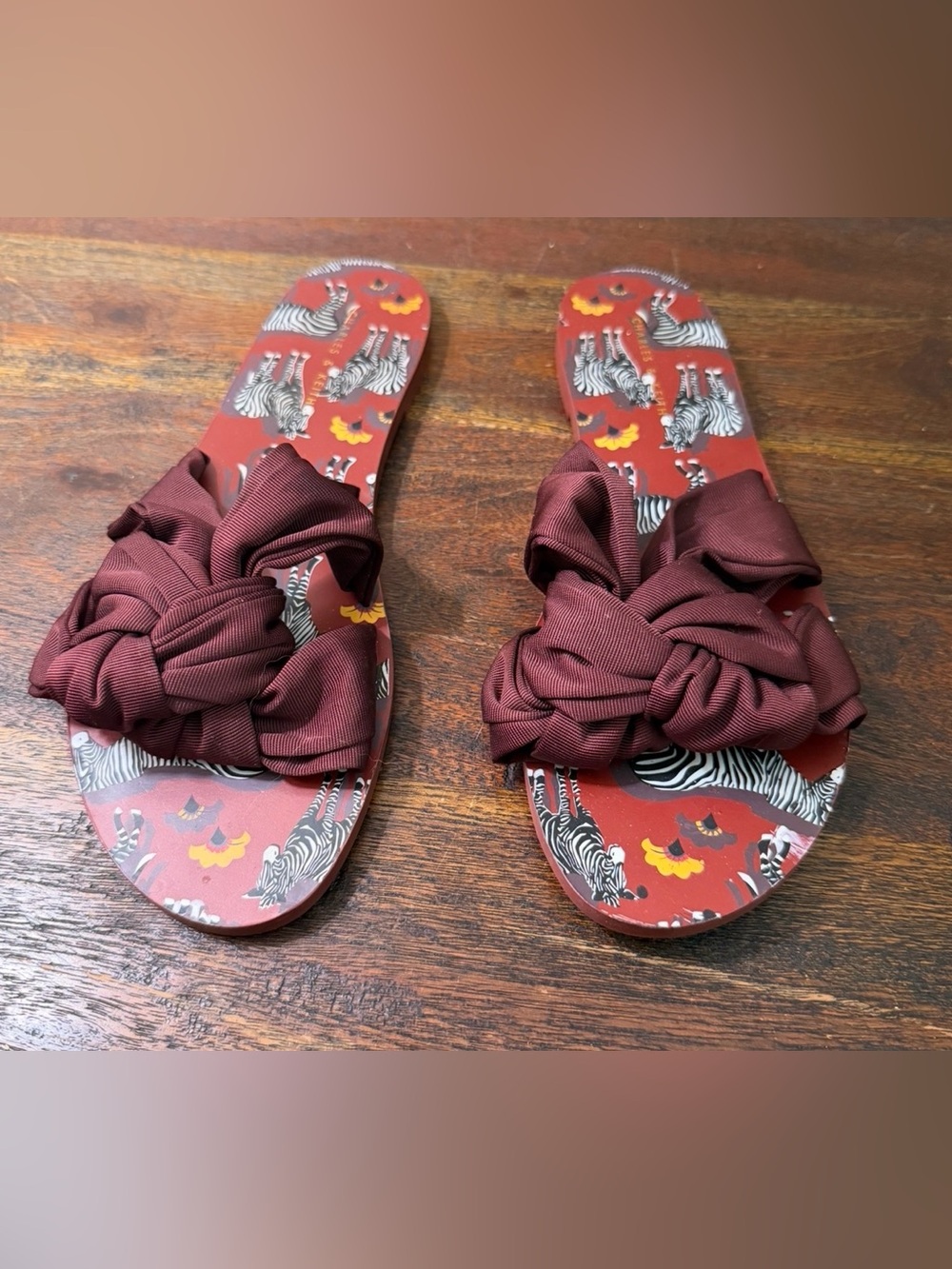 Charles & Keith Spain Red zebra Slide Sandals size 39/8.5